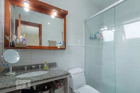 Casa à venda com 157m², 3 quartos e 3 vagas Casa à venda com 157m², 3 quartos e 3 vagasBanheiro da Suíte