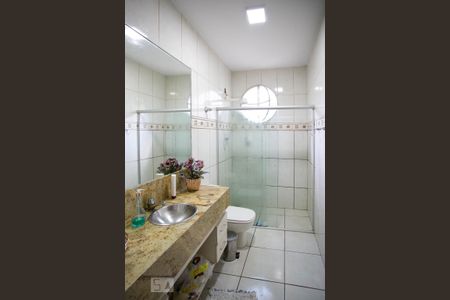 Casa à venda com 378m², 4 quartos e 5 vagasLavabo