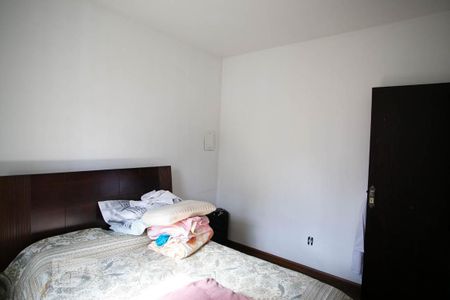 Casa à venda com 378m², 4 quartos e 5 vagasQuarto 2