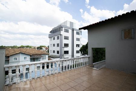 Casa à venda com 378m², 4 quartos e 5 vagasVaranda