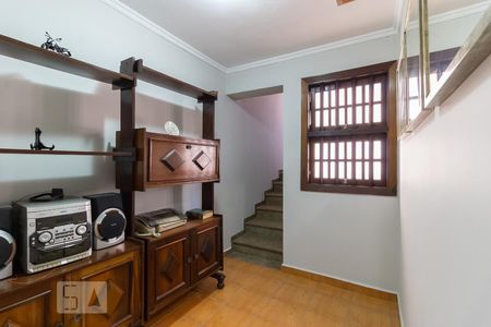 Corredor de casa de condomínio à venda com 4 quartos, 142m² em Vila Mariana, São Paulo