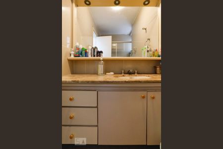 Apartamento à venda com 140m², 4 quartos e 1 vagaBanheiro Social