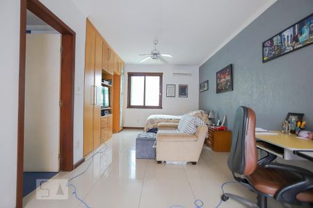 Casa à venda com 600m², 4 quartos e 3 vagasSuíte 1