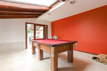 Casa à venda com 600m², 4 quartos e 3 vagasSala de Jogos