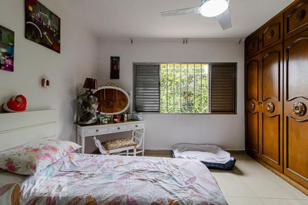 Casa à venda com 225m², 3 quartos e 2 vagas Casa à venda com 225m², 3 quartos e 2 vagasQuarto 1