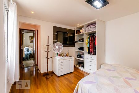 Casa à venda com 225m², 3 quartos e 2 vagas Casa à venda com 225m², 3 quartos e 2 vagasSuíte