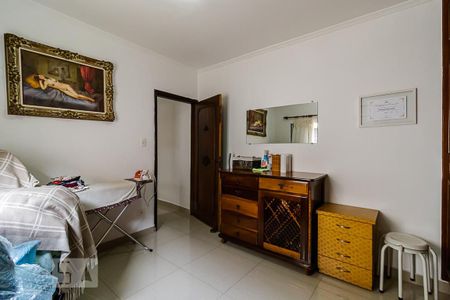 Casa à venda com 225m², 3 quartos e 2 vagas Casa à venda com 225m², 3 quartos e 2 vagasSala Íntima