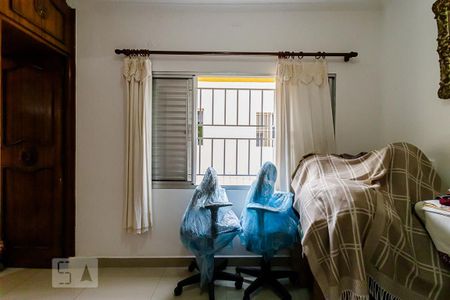 Casa à venda com 225m², 3 quartos e 2 vagas Casa à venda com 225m², 3 quartos e 2 vagasSala Íntima