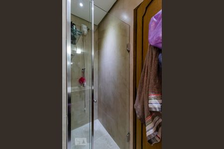 Casa à venda com 225m², 3 quartos e 2 vagas Casa à venda com 225m², 3 quartos e 2 vagasBanheiro