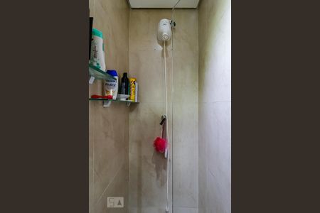 Casa à venda com 225m², 3 quartos e 2 vagas Casa à venda com 225m², 3 quartos e 2 vagasBanheiro