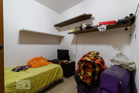 Casa à venda com 225m², 3 quartos e 2 vagas Casa à venda com 225m², 3 quartos e 2 vagasQuarto de Serviço