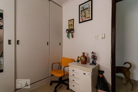 Casa à venda com 225m², 3 quartos e 2 vagas Casa à venda com 225m², 3 quartos e 2 vagasQuarto 2
