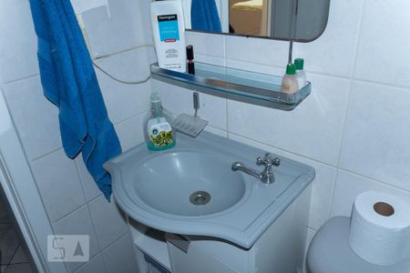 Casa à venda com 250m², 3 quartos e 5 vagas Casa à venda com 250m², 3 quartos e 5 vagasBanheiro de Serviço