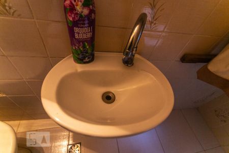 Casa à venda com 260m², 4 quartos e 4 vagasbanheiro Salão