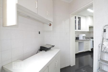 Apartamento à venda com 82m², 3 quartos e 1 vagaArea de serviço 