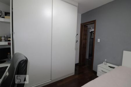 Apartamento à venda com 82m², 3 quartos e 1 vagaQuarto 1