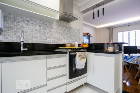 Apartamento à venda com 60m², 2 quartos e sem vagaCozinha e Área de Serviço