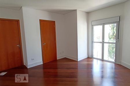 Casa de condomínio à venda com 488m², 4 quartos e 5 vagasSuíte
