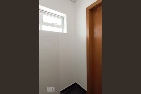 Casa de condomínio à venda com 488m², 4 quartos e 5 vagasBanheiro suíte