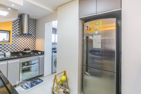 Apartamento à venda com 130m², 2 quartos e 3 vagas Apartamento à venda com 130m², 2 quartos e 3 vagasCozinha