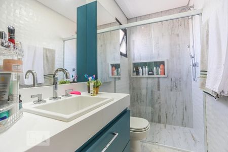 Apartamento à venda com 130m², 2 quartos e 3 vagas Apartamento à venda com 130m², 2 quartos e 3 vagasBanheiro Suite 1