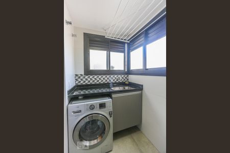 Apartamento à venda com 130m², 2 quartos e 3 vagas Apartamento à venda com 130m², 2 quartos e 3 vagasArea de Serviço