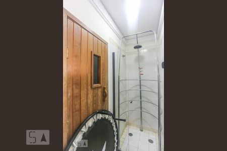 Apartamento à venda com 130m², 2 quartos e 3 vagas Apartamento à venda com 130m², 2 quartos e 3 vagasArea Comum Sauna