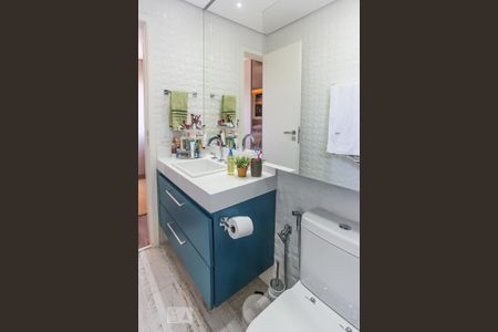 Apartamento à venda com 130m², 2 quartos e 3 vagas Apartamento à venda com 130m², 2 quartos e 3 vagasBanheiro Suite 1