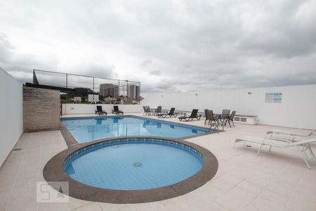 Apartamento à venda com 155m², 3 quartos e 4 vagasÁrea comum - Piscina