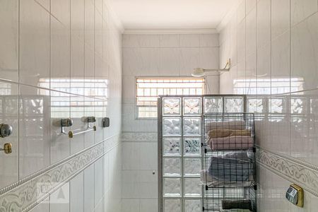 Casa à venda com 261m², 4 quartos e 6 vagasBanheiro do Quarto 3