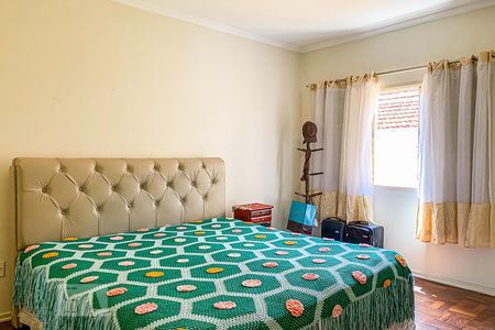 Casa à venda com 261m², 4 quartos e 6 vagasQuarto 1