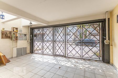 Casa à venda com 150m², 4 quartos e 2 vagasGaragem
