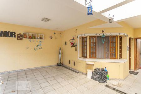 Casa à venda com 150m², 4 quartos e 2 vagasGaragem