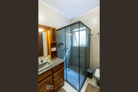 Casa à venda com 357m², 4 quartos e 3 vagas Casa à venda com 357m², 4 quartos e 3 vagasBanheiro do Quarto 4