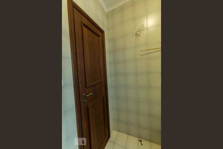 Casa à venda com 357m², 4 quartos e 3 vagas Casa à venda com 357m², 4 quartos e 3 vagasBanheiro