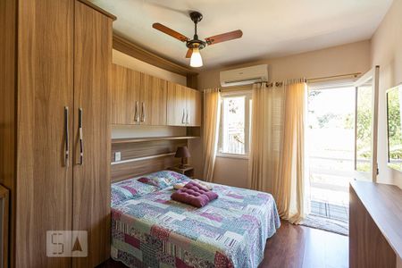 Casa à venda com 357m², 4 quartos e 3 vagas Casa à venda com 357m², 4 quartos e 3 vagasQuarto 3