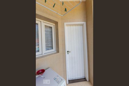 Casa à venda com 357m², 4 quartos e 3 vagas Casa à venda com 357m², 4 quartos e 3 vagasCozinha