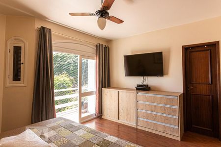 Casa à venda com 357m², 4 quartos e 3 vagas Casa à venda com 357m², 4 quartos e 3 vagasQuarto 2