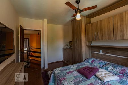 Casa à venda com 357m², 4 quartos e 3 vagas Casa à venda com 357m², 4 quartos e 3 vagasQuarto 3