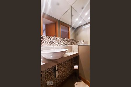 Apartamento para alugar com 83m², 3 quartos e 2 vagasLavabo