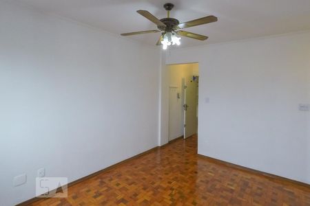 Sala de apartamento para alugar com 1 quarto, 50m² em Liberdade, São Paulo