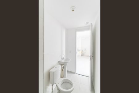 Apartamento à venda com 39m², 2 quartos e sem vaga Apartamento à venda com 39m², 2 quartos e sem vagaBanheiro Social