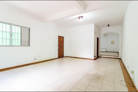 Casa à venda com 280m², 3 quartos e 2 vagas Casa à venda com 280m², 3 quartos e 2 vagasSalão de Festas 2