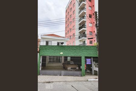 Casa à venda com 280m², 3 quartos e 2 vagas Casa à venda com 280m², 3 quartos e 2 vagasFachada