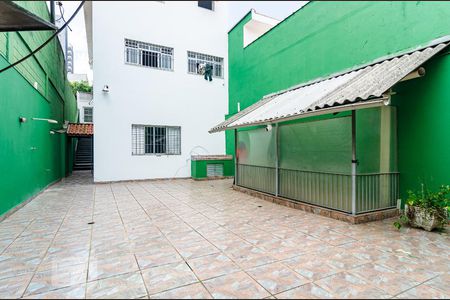 Casa à venda com 280m², 3 quartos e 2 vagas Casa à venda com 280m², 3 quartos e 2 vagasQuintal