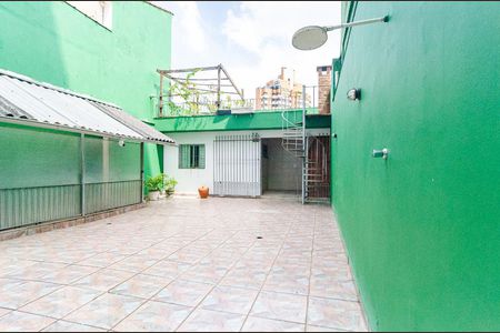 Casa à venda com 280m², 3 quartos e 2 vagas Casa à venda com 280m², 3 quartos e 2 vagasQuintal