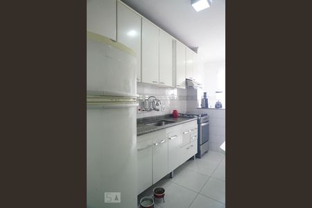 Apartamento à venda com 55m², 2 quartos e 1 vaga Apartamento à venda com 55m², 2 quartos e 1 vagaCozinha