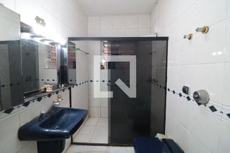 Casa à venda com 182m², 3 quartos e 2 vagasBanheiro Social