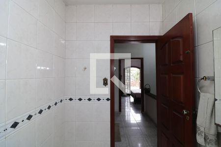 Casa à venda com 182m², 3 quartos e 2 vagasBanheiro Social