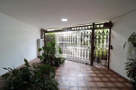Casa à venda com 182m², 3 quartos e 2 vagasGaragem